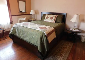 Pensacola Victorian B&B hotel thumbnail 5