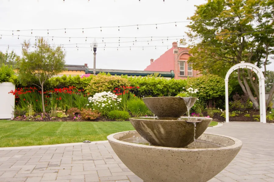 Majestic Inn & Spa hotel detail image 6