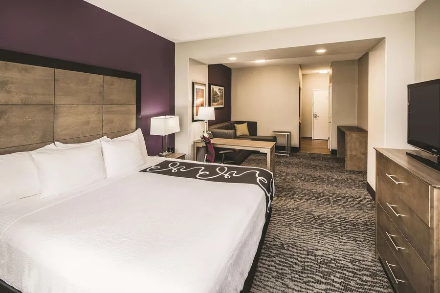 La Quinta Inn & Suites by Wyndham Milledgeville hotel detail image 6