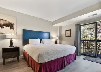 Shadow Ridge by Luxury Mountain Destinat hotel thumbnail 8