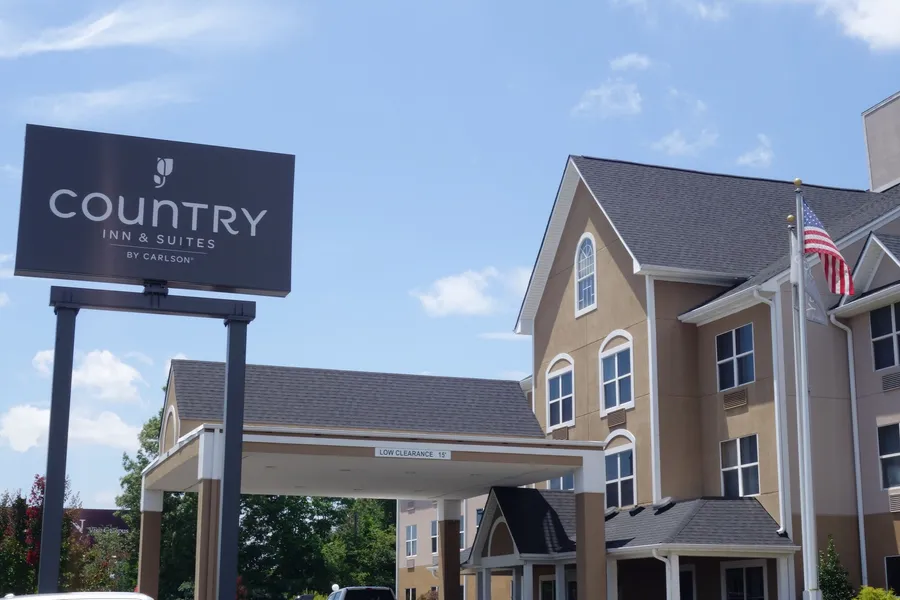 Country Inn & Suites by Radisson, Burlington (Elon), NC hotel detail image 6