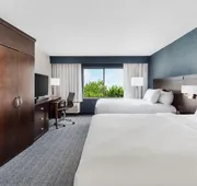 Courtyard by Marriott Manchester - Boston Regional Airport hotel detail image 5
