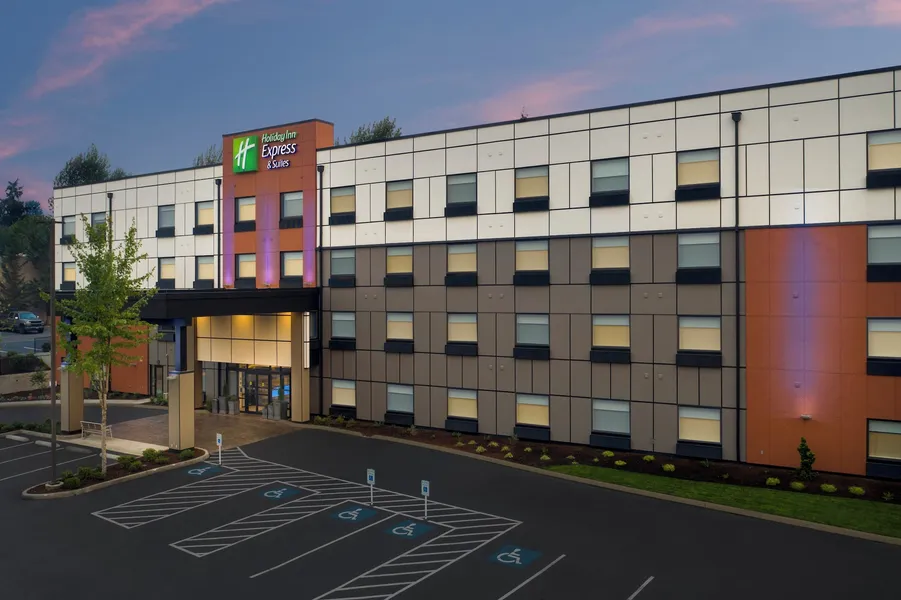 Holiday Inn Express Hotel & Suites Puyallup (Tacoma Area) by IHG hotel detail image 2