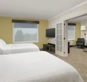 Holiday Inn Express Hotel & Suites Puyallup (Tacoma Area) by IHG hotel detail image 7