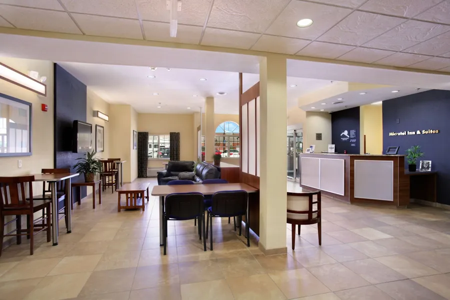 Microtel Inn & Suites by Wyndham Kearney hotel detail image 6