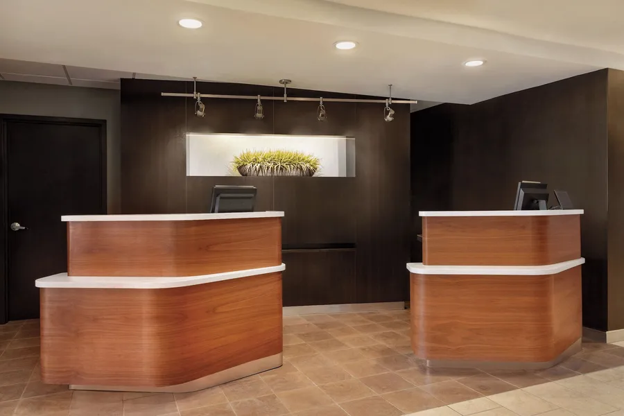 Courtyard by Marriott Topeka hotel detail image 2