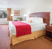 Ramada by Wyndham Enid hotel detail image 5