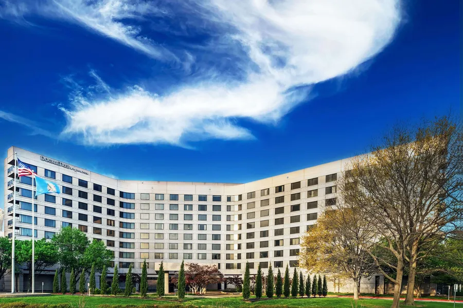 DoubleTree by Hilton Tulsa - Warren Place hotel detail image 2