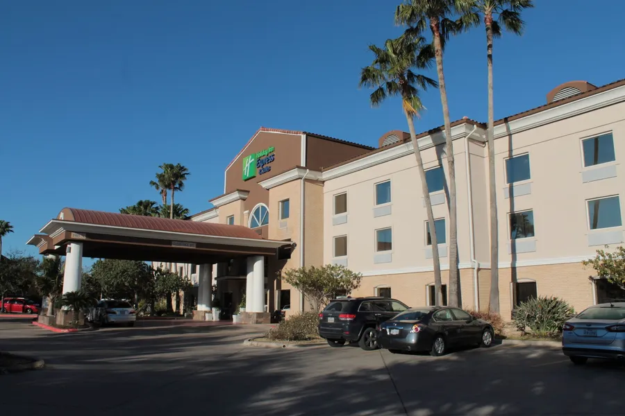 Holiday Inn Express Hotel & Suites Brownsville by IHG hotel detail image 2