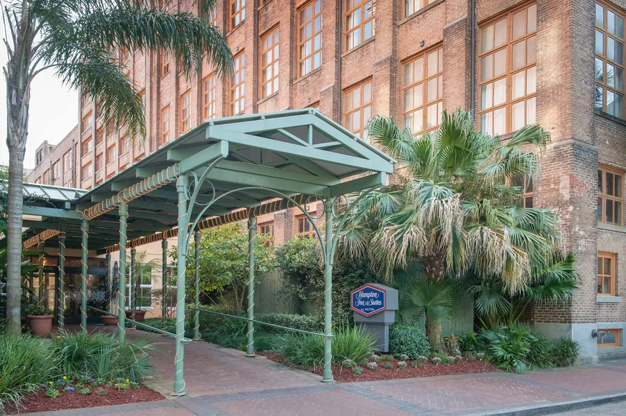 Hampton Inn & Suites New Orleans Convention Center hotel detail image 2