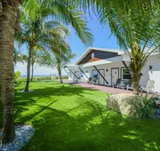 Casey Key Resorts - Beachfront hotel detail image 5