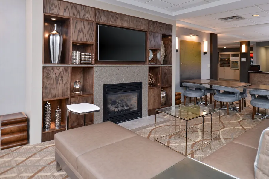 Holiday Inn Express Hotel & Suites Lafayette by IHG hotel detail image 6