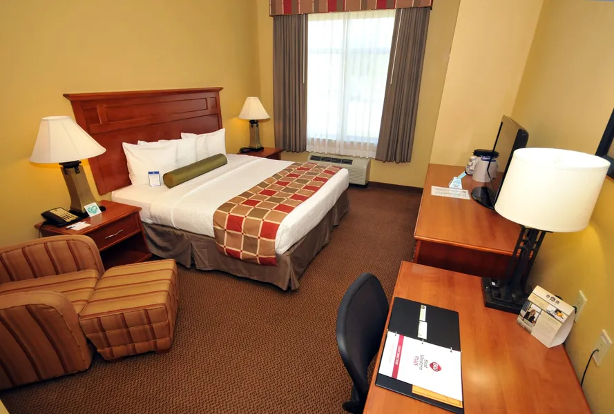 Best Western Plus University Park Inn & Suites hotel detail image 6