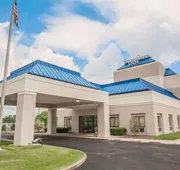 Comfort Inn - NYS Fairgrounds hotel detail image 4