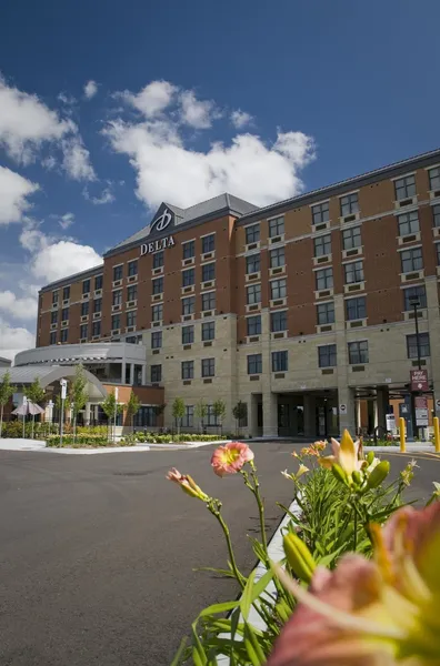 Delta Hotels by Marriott Guelph Conference Centre hotel detail image 2