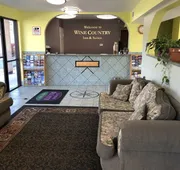 Cloverdale Wine Country Inn & Suites hotel detail image 4