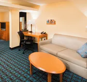 Fairfield Inn and Suites by Marriott Burley hotel detail image 7