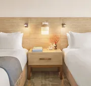 'Alohilani Resort Waikiki Beach hotel detail image 7