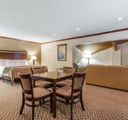 Quality Inn Macomb near University Area hotel detail image 4