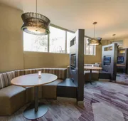 Courtyard by Marriott Nashua hotel detail image 3