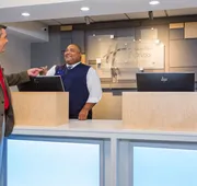 Holiday Inn Express Hotel & Suites Wilmington-University Ctr by IHG hotel detail image 3