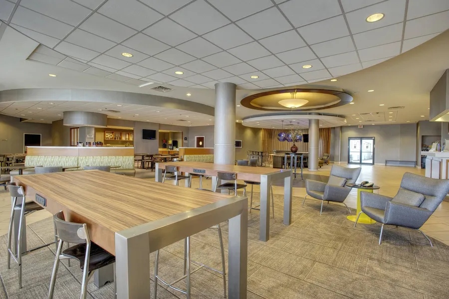 Springhill Suites by Marriott Lawrence hotel detail image 6
