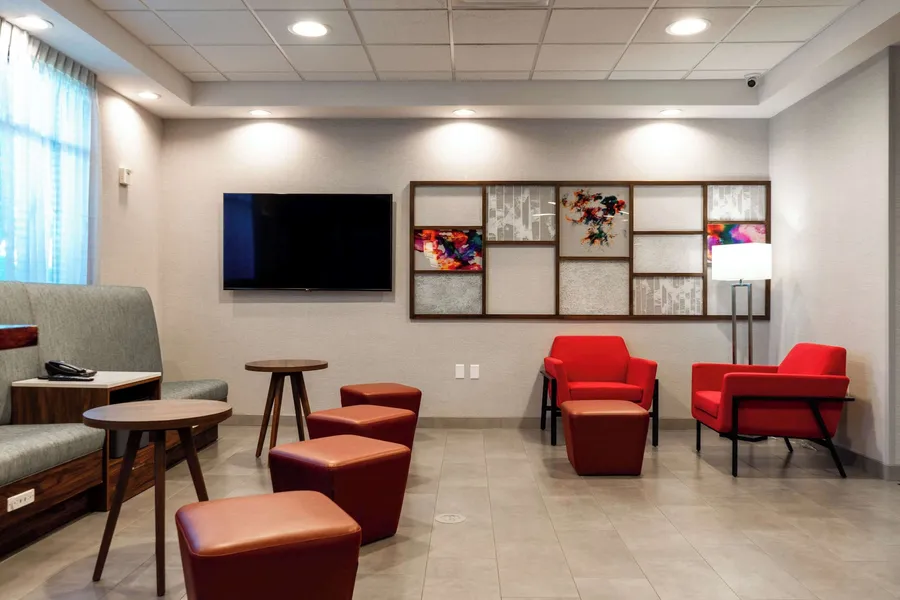 Hampton Inn Elkhorn Lake Geneva Area hotel detail image 6
