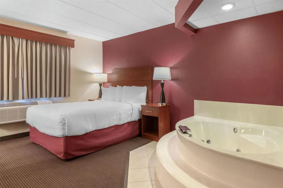 SureStay Plus Hotel by Best Western Litchfield hotel detail image 6
