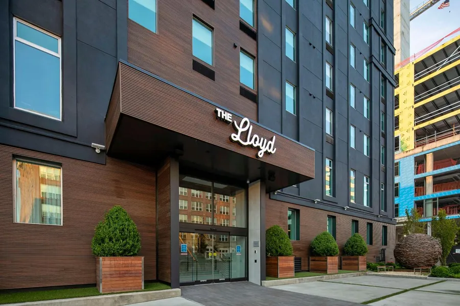 The Lloyd Stamford, Tapestry Collection by Hilton hotel detail image 2