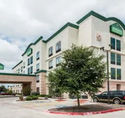 Wingate by Wyndham New Braunfels hotel detail image 3