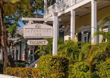 La Pensione Inn hotel thumbnail 2