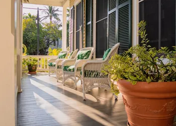 La Pensione Inn hotel thumbnail 4