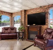 Rodeway Inn Branson, Brick House hotel detail image 3