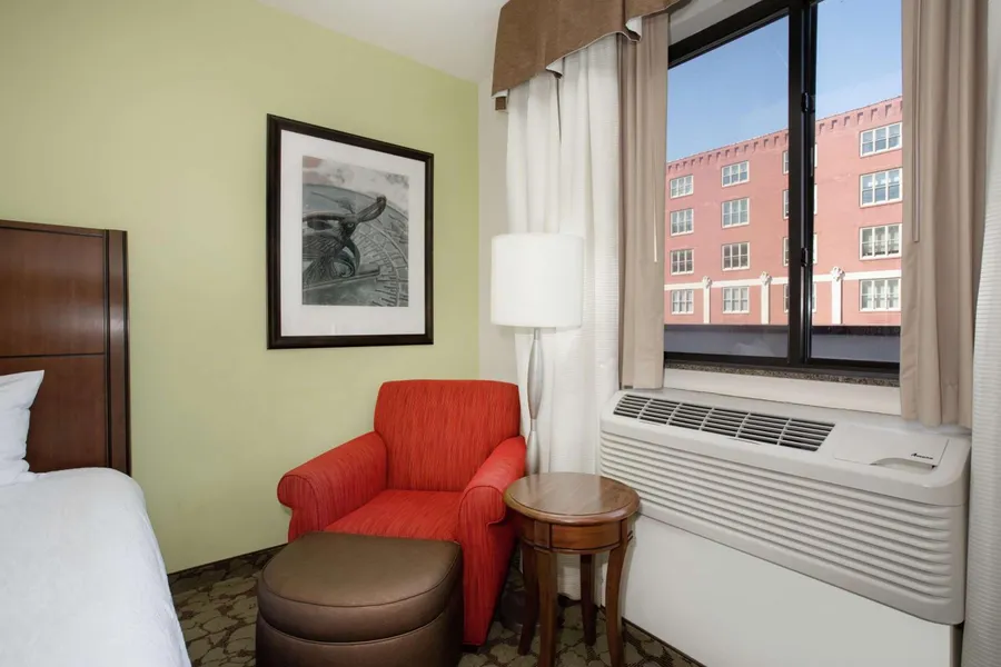 Hilton Garden Inn Lincoln Downtown/Haymarket hotel detail image 6