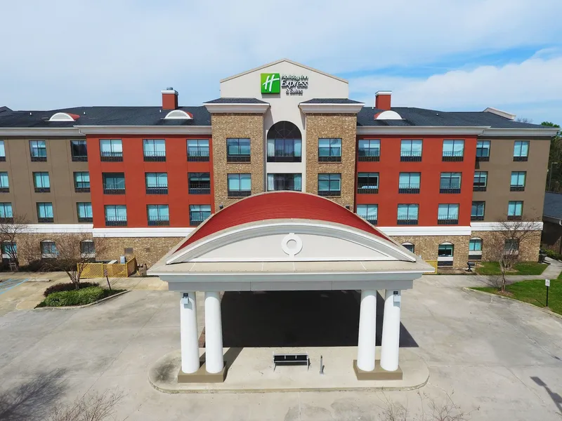 Holiday Inn Express Hotel & Suites, a Baton Rouge-Port Allen by IHG hotel detail image 2