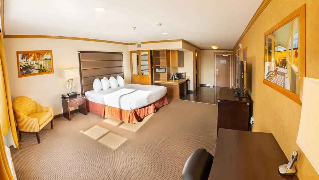 Camrose Resort & Casino hotel detail image 6
