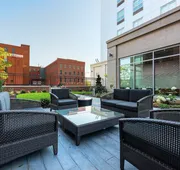Courtyard by Marriott Worcester hotel detail image 7