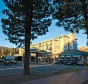 Shilo Inns Mammoth Lakes hotel detail image 5
