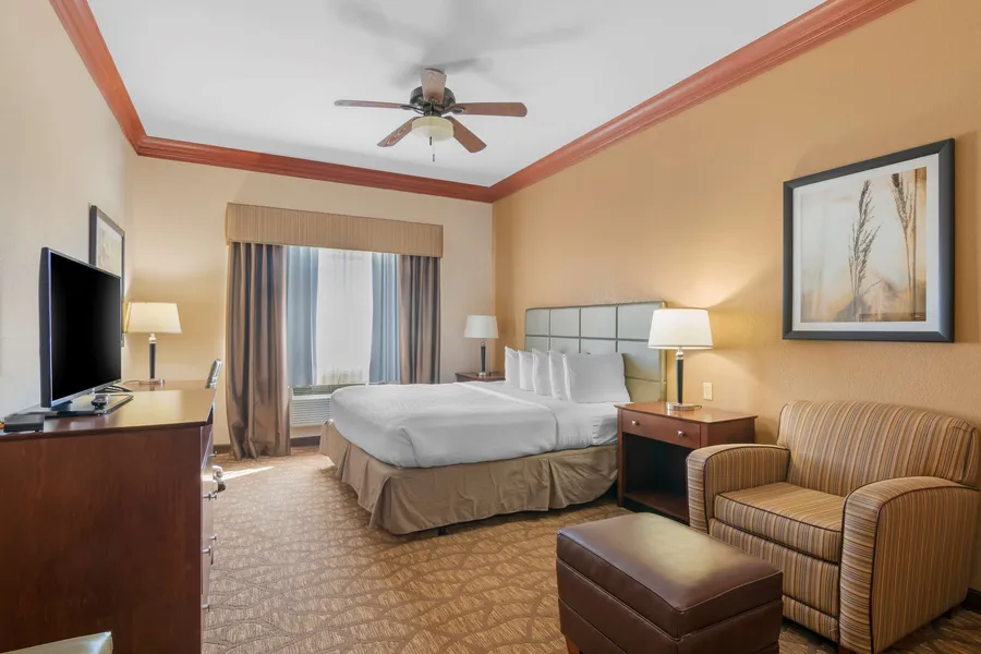 Best Western Plus Butterfield Inn hotel detail image 6