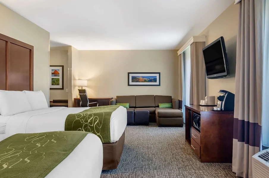 Comfort Suites Helena Airport hotel detail image 6