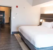 Holiday Inn Express & Suites Columbia-Fort Jackson by IHG hotel detail image 5