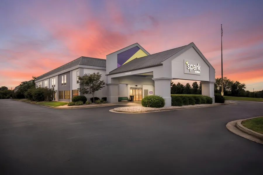 Spark by Hilton Bardstown hotel detail image 6