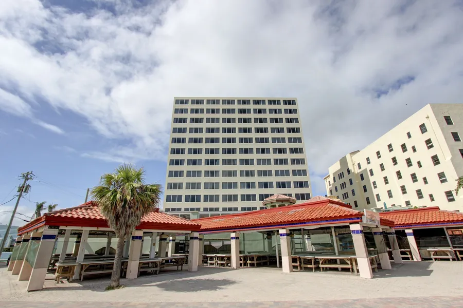 Hollywood Beach Tower hotel detail image 2