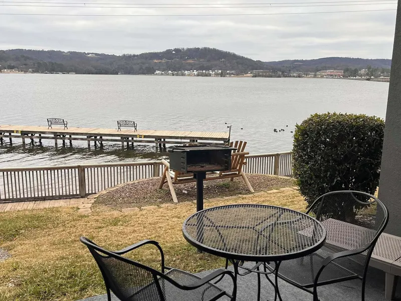 Wyndham Garden Lake Guntersville hotel detail image 6
