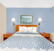Days Inn by Wyndham Cedar Falls- University Plaza hotel detail image 7