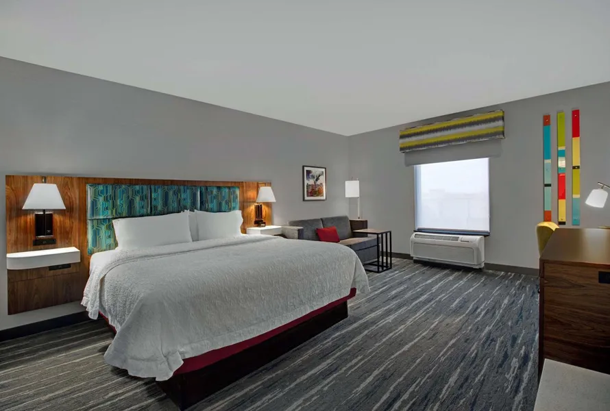 Hampton Inn & Suites Syracuse Dewitt hotel detail image 6