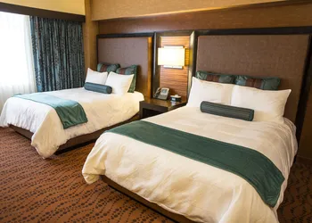 Comfort Inn & Suites adj to Akwesasne Mohawk Casin hotel thumbnail 5