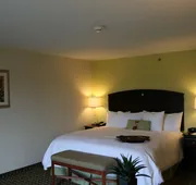 Hampton Inn & Suites Cleveland Mentor hotel detail image 3