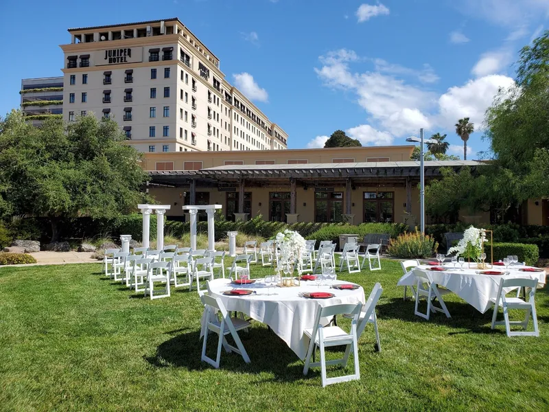 Juniper Hotel Cupertino, Curio Collection by Hilton hotel detail image 2