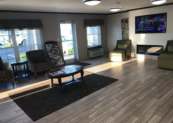 Super 8 by Wyndham Cave City hotel thumbnail 8